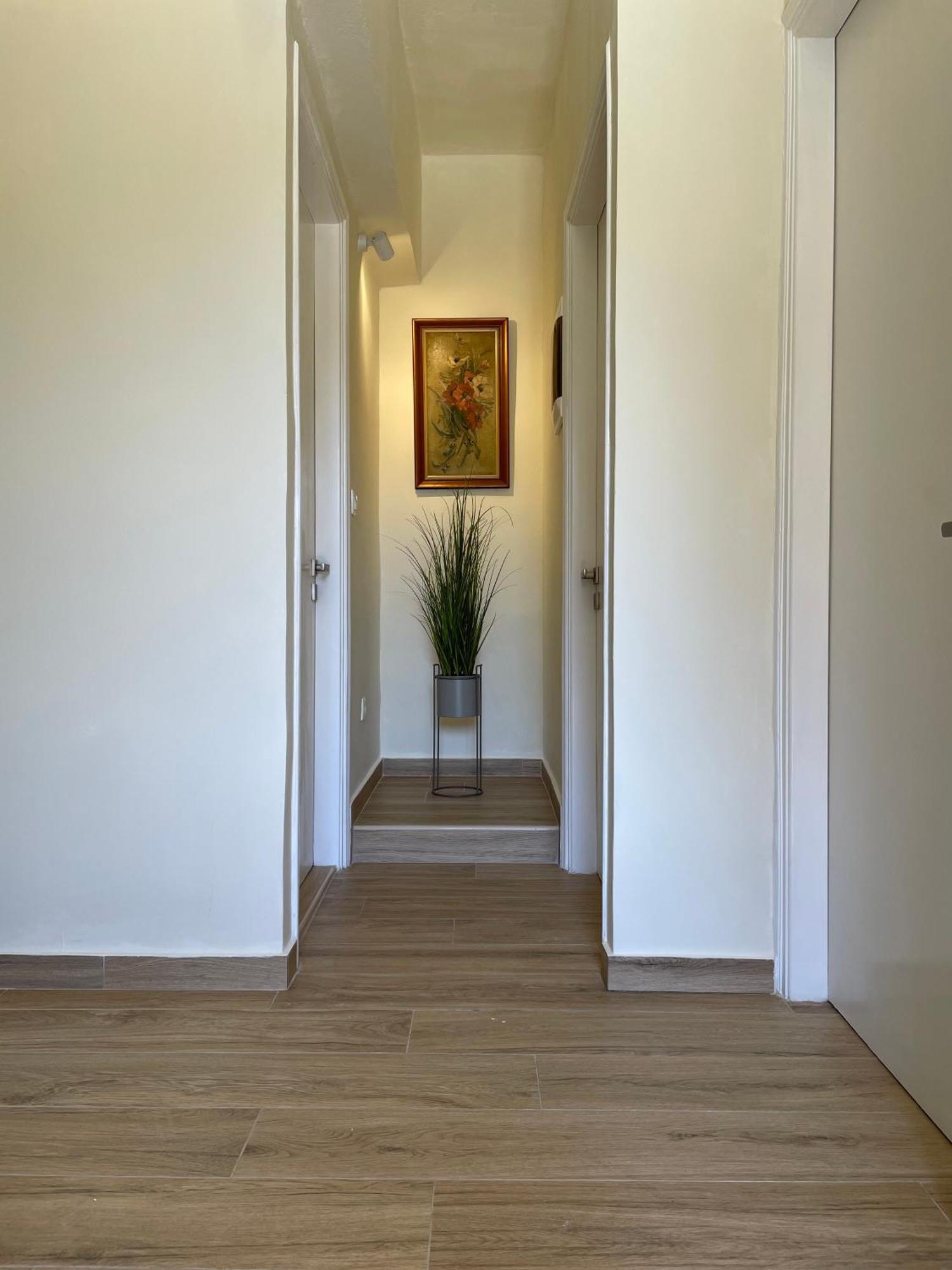 Kontos Mansion Apartment Беницес Екстериор снимка