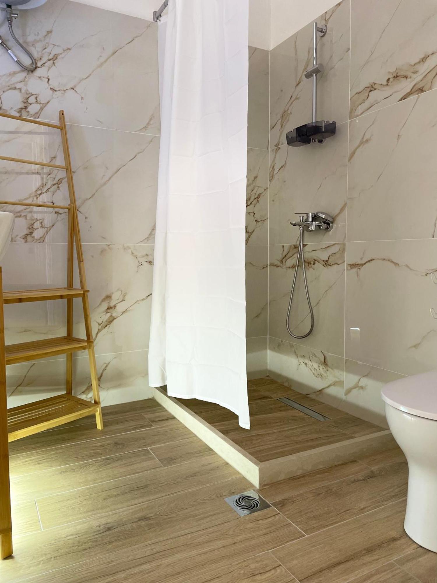 Kontos Mansion Apartment Беницес Екстериор снимка