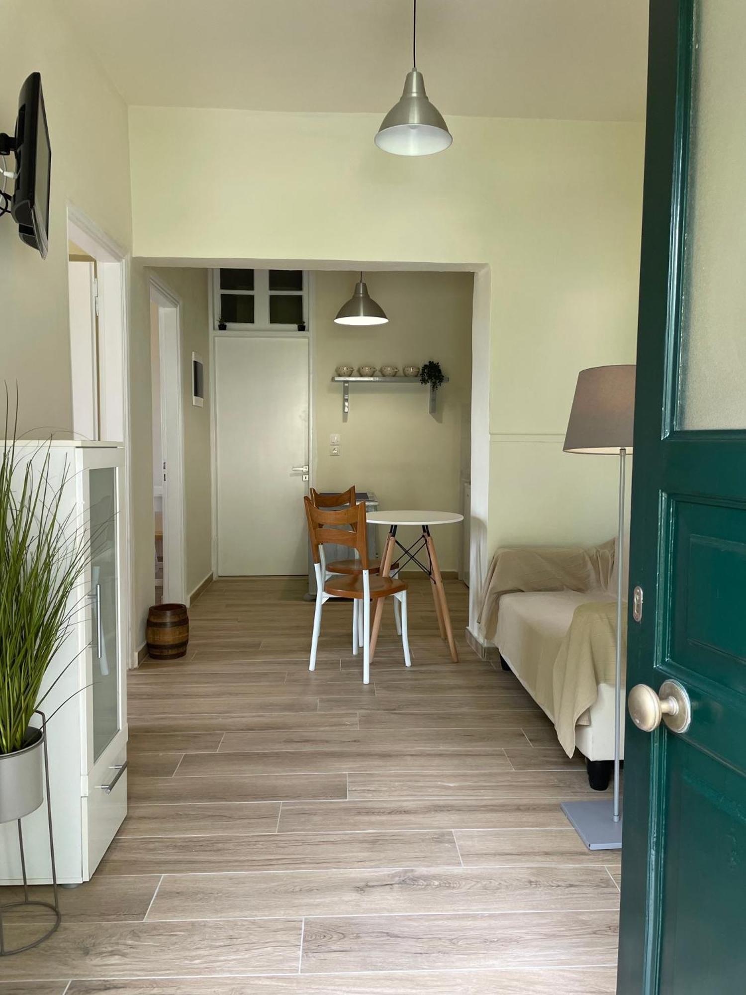 Kontos Mansion Apartment Беницес Екстериор снимка